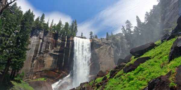Best Hiking Trails In California The Mist Trail Vernal And Nevada Falls